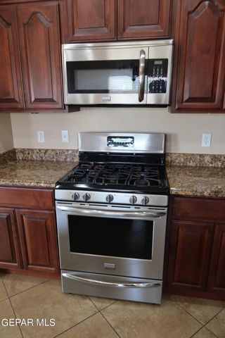 3728 STAR BEACH Lane, El Paso, TX 79936