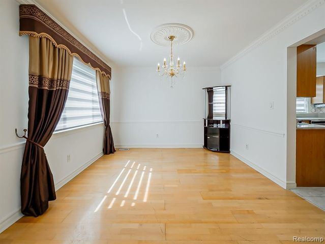 6240 Wynford Drive, West Bloomfield, MI 48322