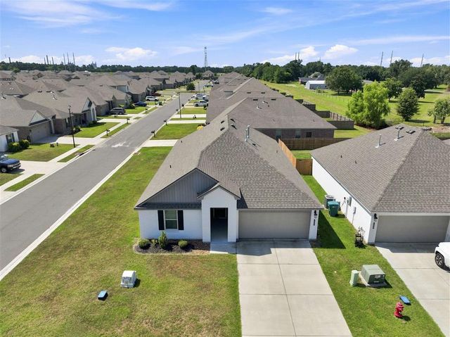 293 Sawyer Dr Drive, Sulphur, LA 70665