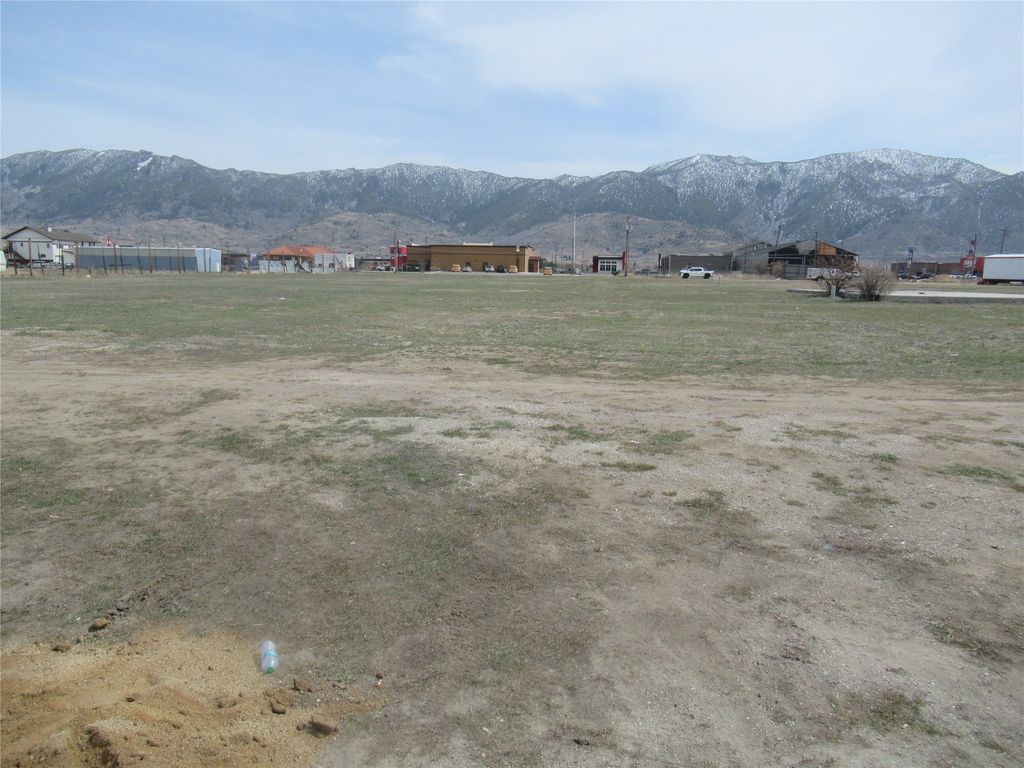 1830 Holmes Avenue, Butte, MT 59701 photo 17