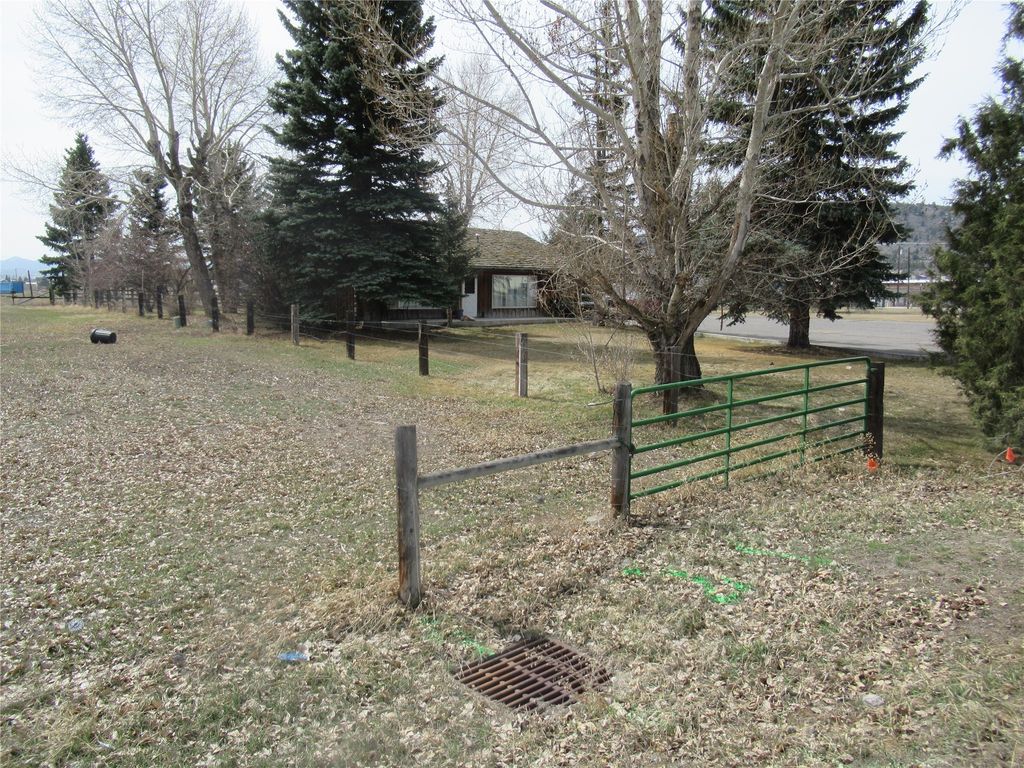 1830 Holmes Avenue, Butte, MT 59701 photo 4