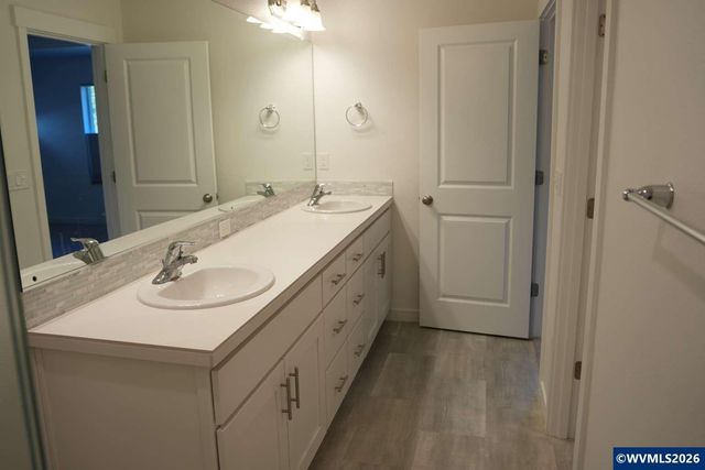 5511 NW Torchcrest Pl, Corvallis, OR 97330