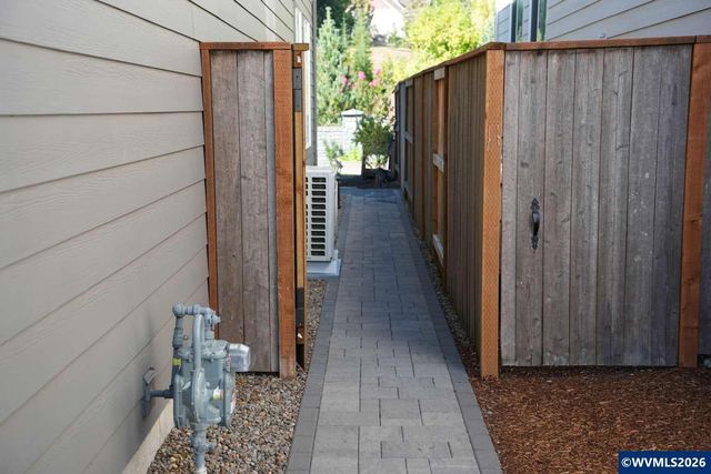 5511 NW Torchcrest Pl, Corvallis, OR 97330