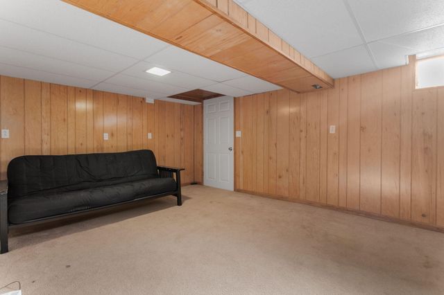 212 Lakeside Drive, Walkerton, IN 46574