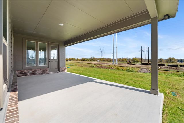 30 Roosevelt Lane, Valley View, TX 76272