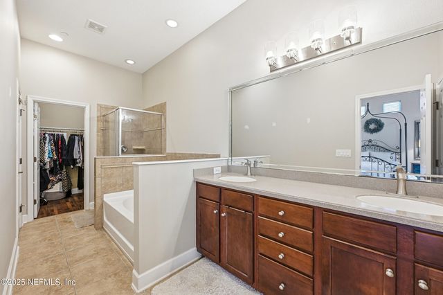 6129 CLEARSKY Drive, Jacksonville, FL 32258