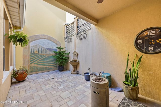 6129 CLEARSKY Drive, Jacksonville, FL 32258