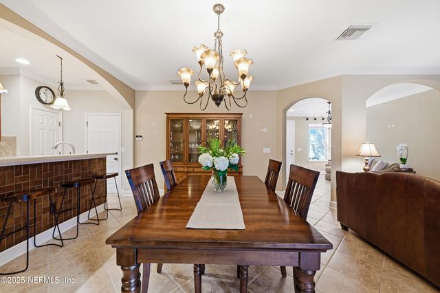 6129 CLEARSKY Drive, Jacksonville, FL 32258