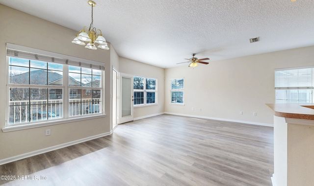 7214 DEERFOOT POINT Circle 2, Jacksonville, FL 32256