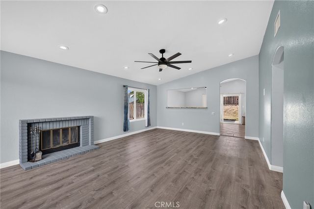 1141 Fallbrook Drive, Corona, CA 92878
