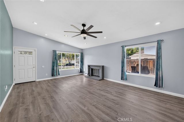 1141 Fallbrook Drive, Corona, CA 92878