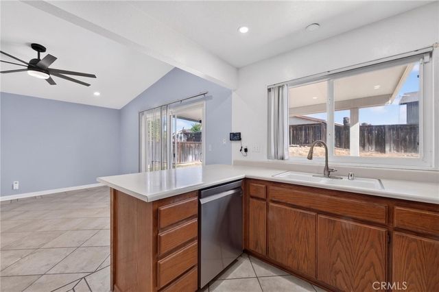 1141 Fallbrook Drive, Corona, CA 92878