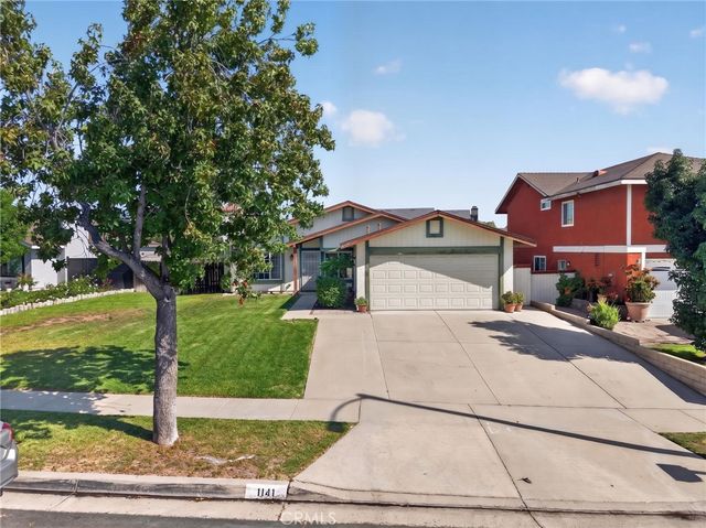 1141 Fallbrook Drive, Corona, CA 92878