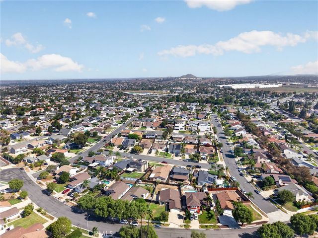 1141 Fallbrook Drive, Corona, CA 92878