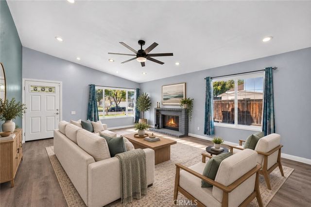 1141 Fallbrook Drive, Corona, CA 92878