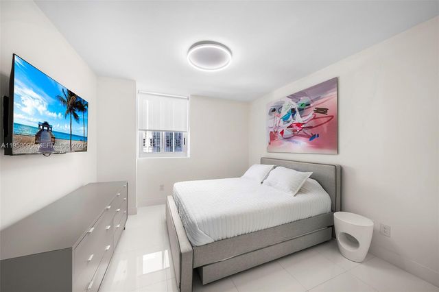 4779 Collins Ave 907, Miami Beach, FL 33140