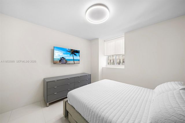 4779 Collins Ave 907, Miami Beach, FL 33140