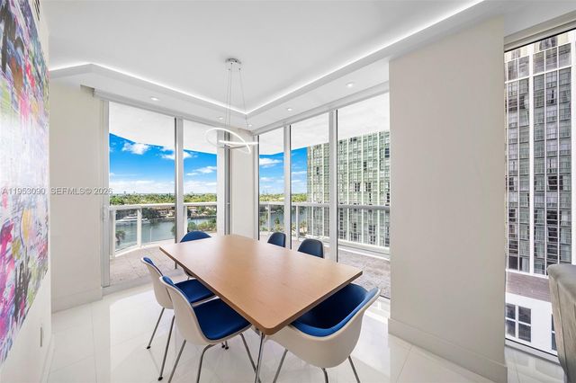 4779 Collins Ave 907, Miami Beach, FL 33140