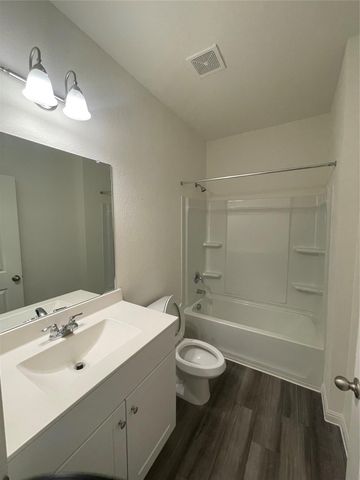 190 Light Timber RD, Maxwell, TX 78656