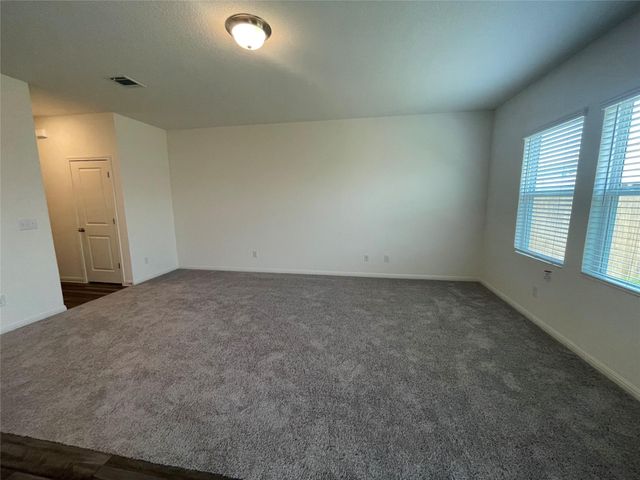 190 Light Timber RD, Maxwell, TX 78656