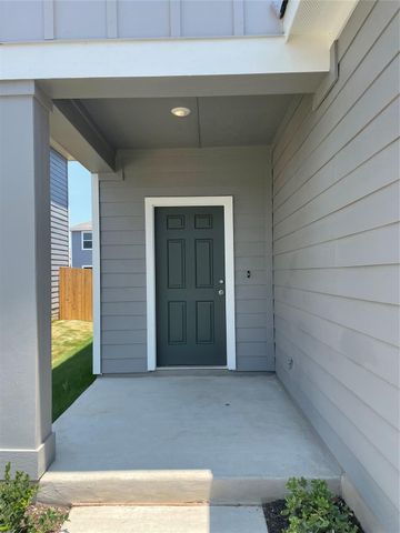 190 Light Timber RD, Maxwell, TX 78656