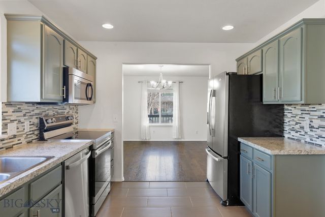 171 Meadow Brook Lane, Belgrade, MT 59714