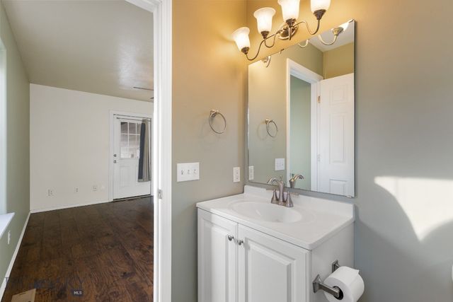 171 Meadow Brook Lane, Belgrade, MT 59714