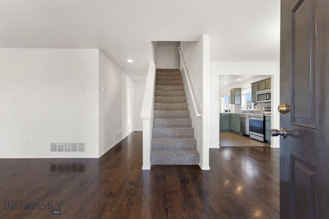 171 Meadow Brook Lane, Belgrade, MT 59714