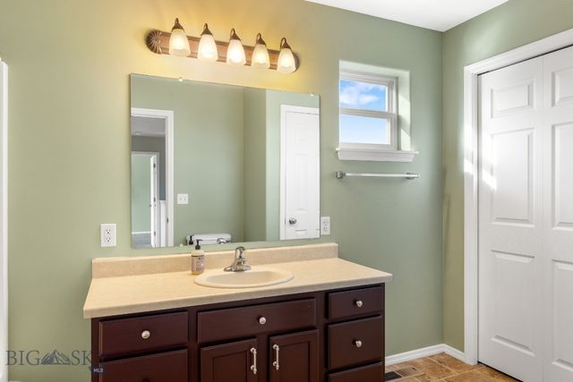 171 Meadow Brook Lane, Belgrade, MT 59714