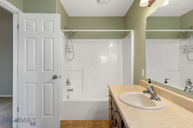 171 Meadow Brook Lane, Belgrade, MT 59714