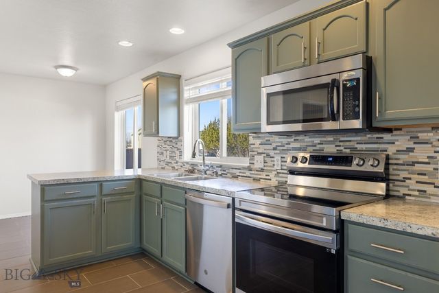 171 Meadow Brook Lane, Belgrade, MT 59714