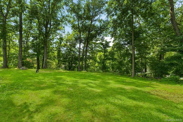 28 Mahopac Avenue, Amawalk, NY 10501