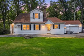 28 Mahopac Avenue, Amawalk, NY 10501