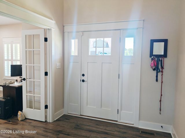 2003 Wooded Oak Ln, Crestwood, KY 40014
