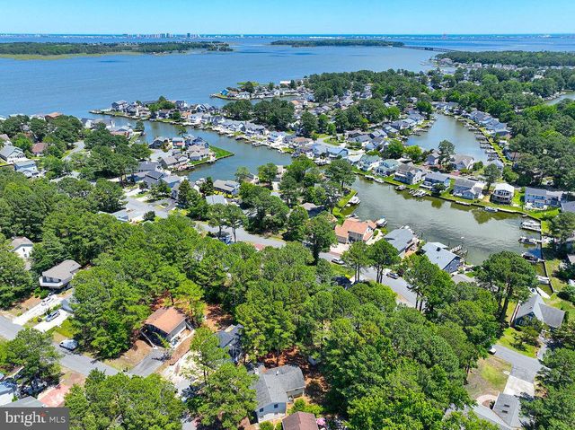 9 LOOKOUT POINT, Ocean Pines, MD 21811