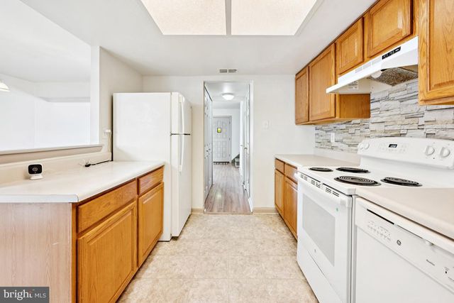 184 ROCKLAND DR, Willingboro, NJ 08046