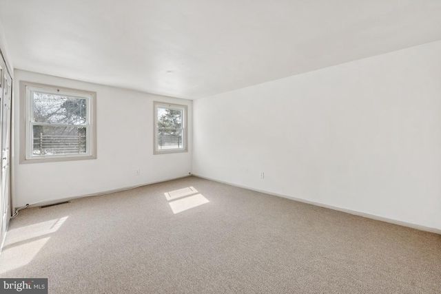 184 ROCKLAND DR, Willingboro, NJ 08046