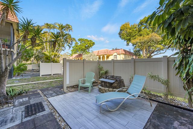 138 S Cypress Road 214, Pompano Beach, FL 33060