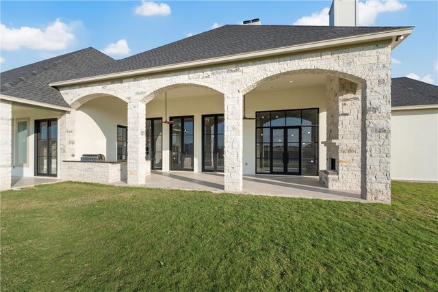 129 Iris Street, Lorena, TX 76655