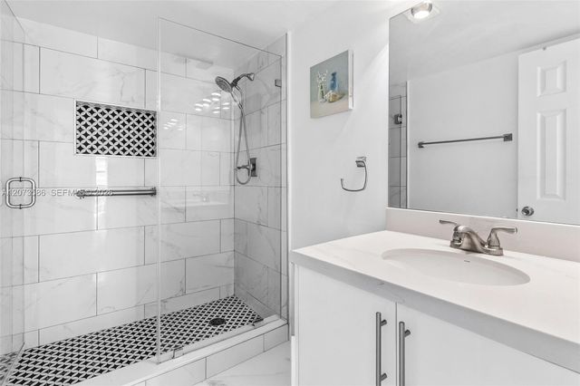 600 NE 36th Street 1404, Miami, FL 33137