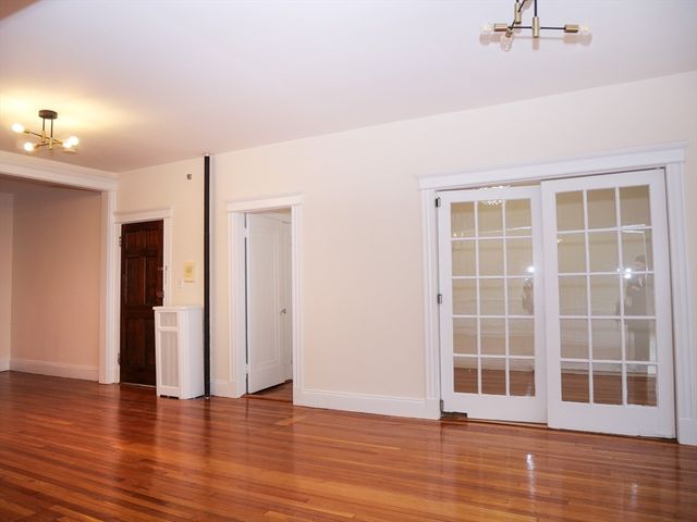 223 Saint Paul 2, Brookline, MA 02446