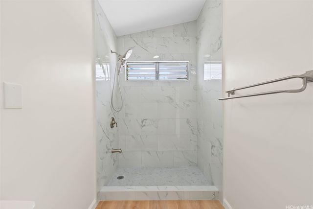 3183 Poelua Place, Honolulu, HI 96822