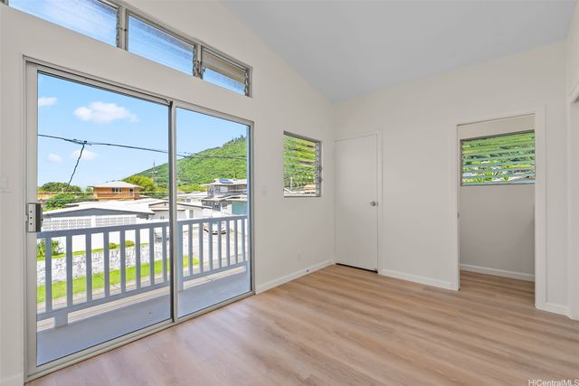 3183 Poelua Place, Honolulu, HI 96822