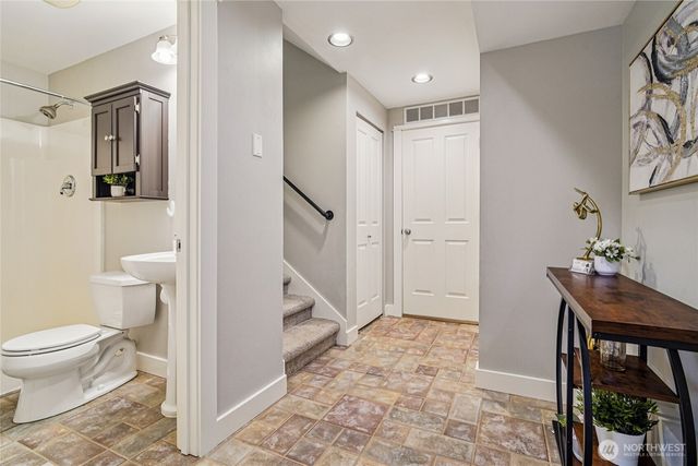 1543 NW 51st Street, Seattle, WA 98107