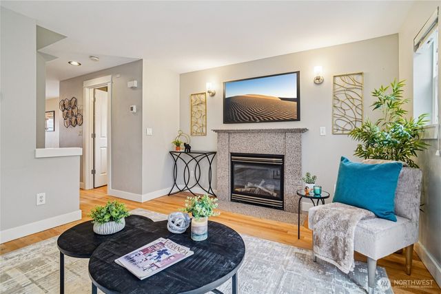 1543 NW 51st Street, Seattle, WA 98107