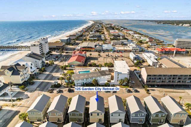 125 Garden City Retreat Dr., Murrells Inlet, SC 29576