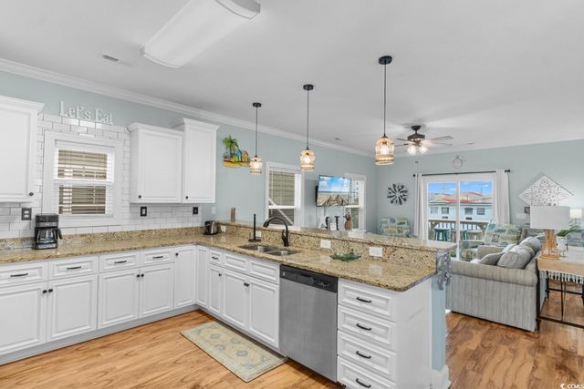 125 Garden City Retreat Dr., Murrells Inlet, SC 29576