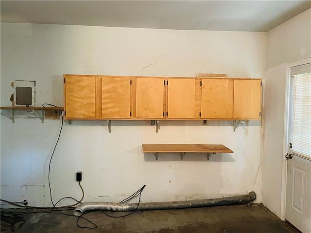 506 1st Terrace, Lansing, KS 66043