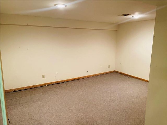 506 1st Terrace, Lansing, KS 66043