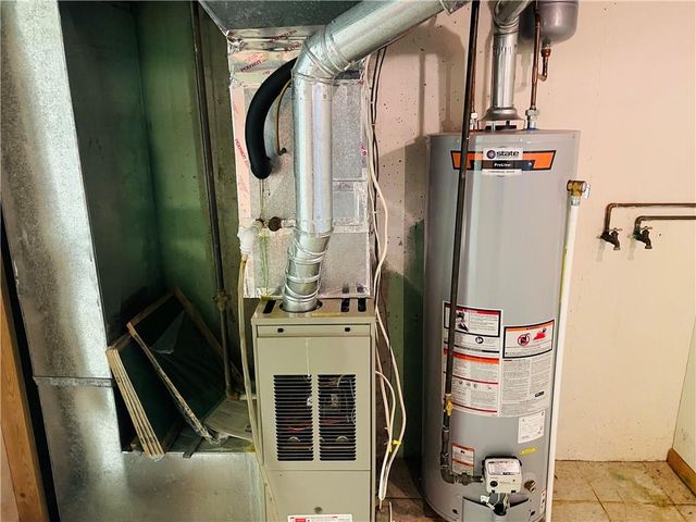 506 1st Terrace, Lansing, KS 66043